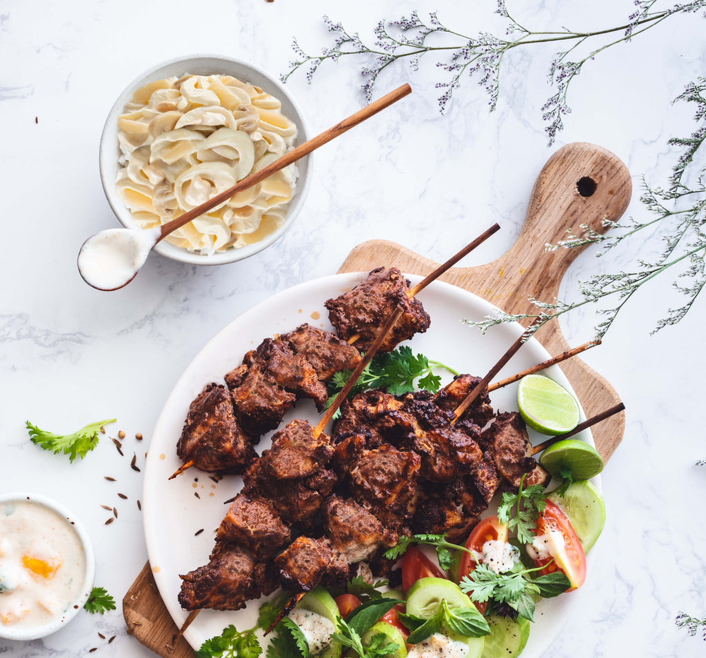 Rinderspieße mit Eiersalat